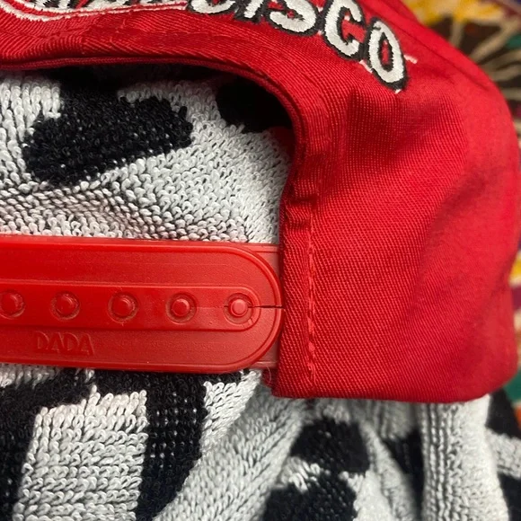 Vintage San Francisco 49ers NFL Snapback Hat Cap Nwt